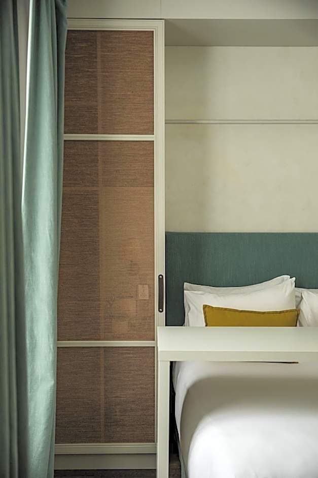 HOY Paris - Yoga Hotel