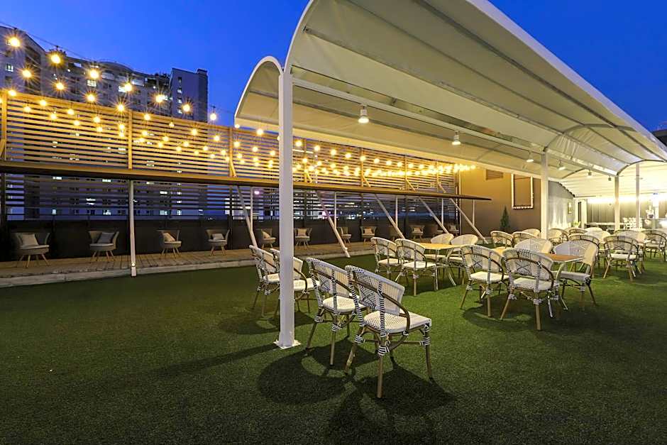 Dongdaegu Station Eastern Hotel