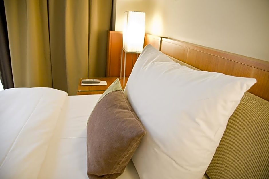 PeakTure Hotel Bucharest