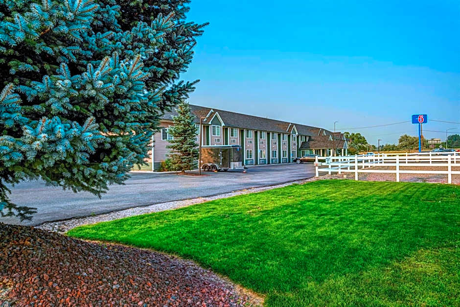 Motel 6-Idaho Falls, ID - Snake River