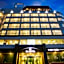 EL Hotel