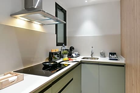One-Bedroom Apartment