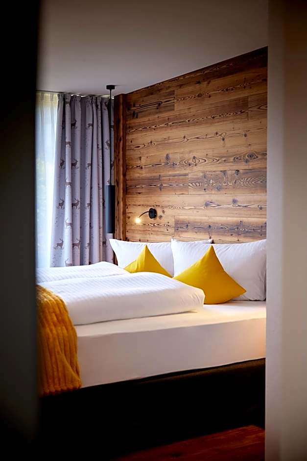 Maximilian Appartements