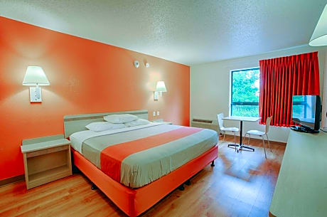 Double Room - Disability Access - Roll In Shower