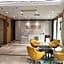 Yalkang Business Hotel (Guangzhou Zhujiang New Town Tancun Subway Station)
