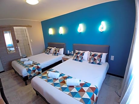 Quadruple Room with Air Conditioning
