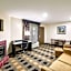Quality Inn & Suites Mount Chalet