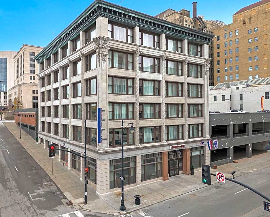 Hampton Inn By Hilton Kansas City Downtown Financial District, MO