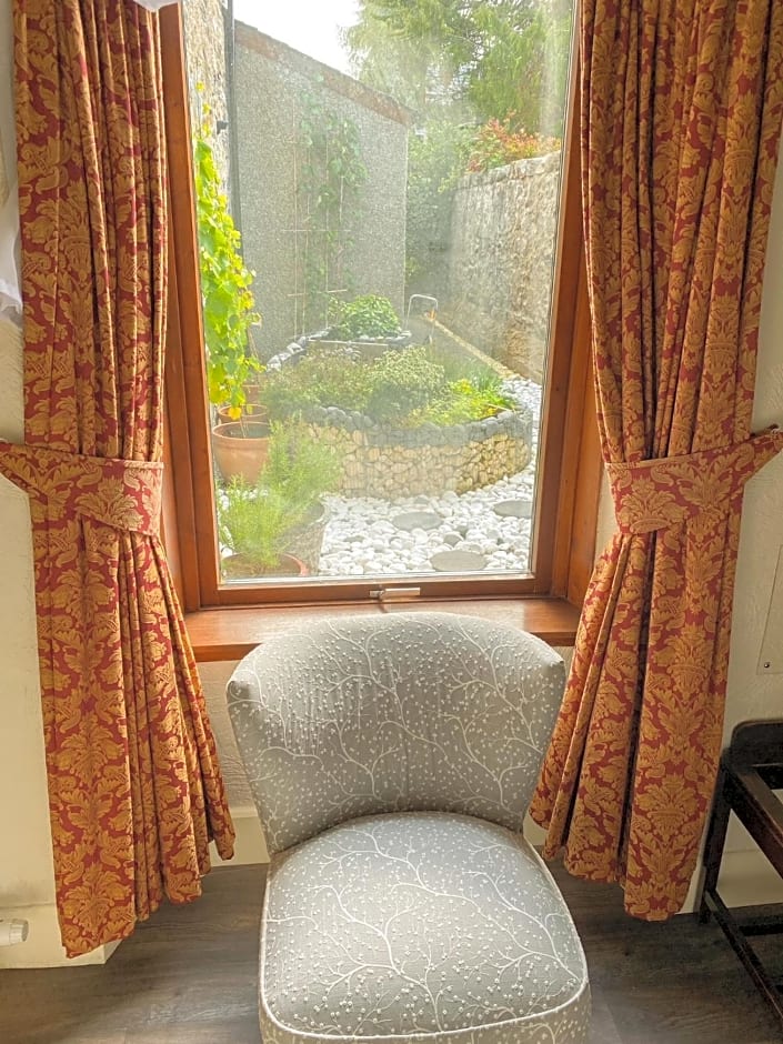 Garden Park Guest House