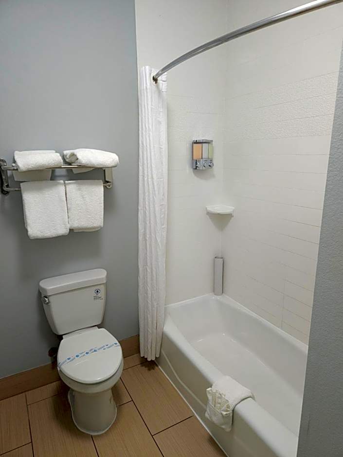 Executive Inn and Suites Tyler