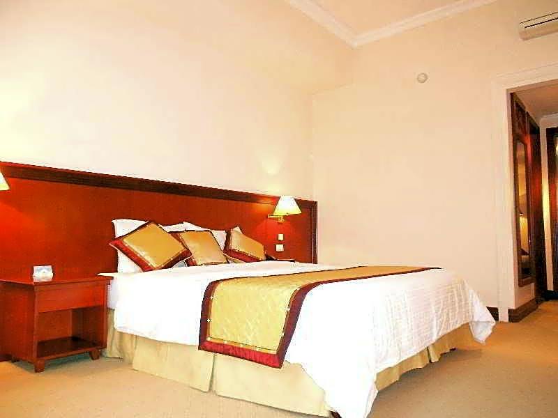 The Tray Hotel Hai Phong