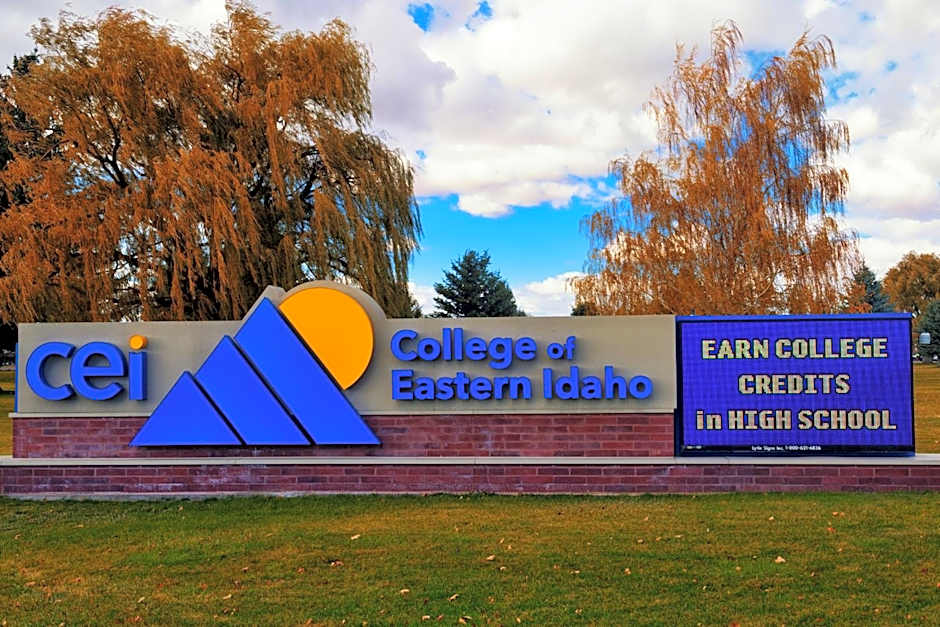 Holiday Inn Express Hotel & Suites Idaho Falls By IHG