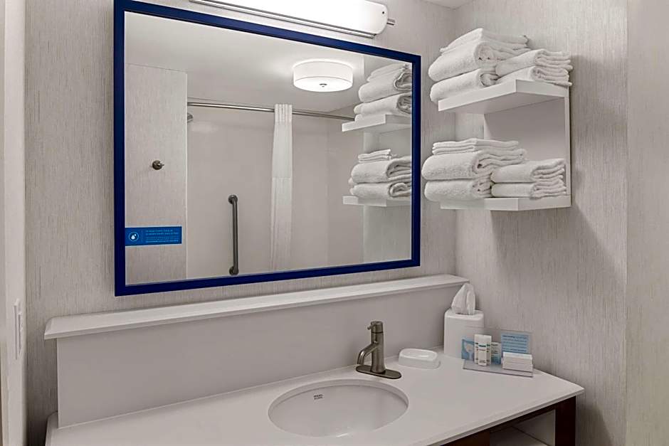 Hampton Inn By Hilton Lagrange