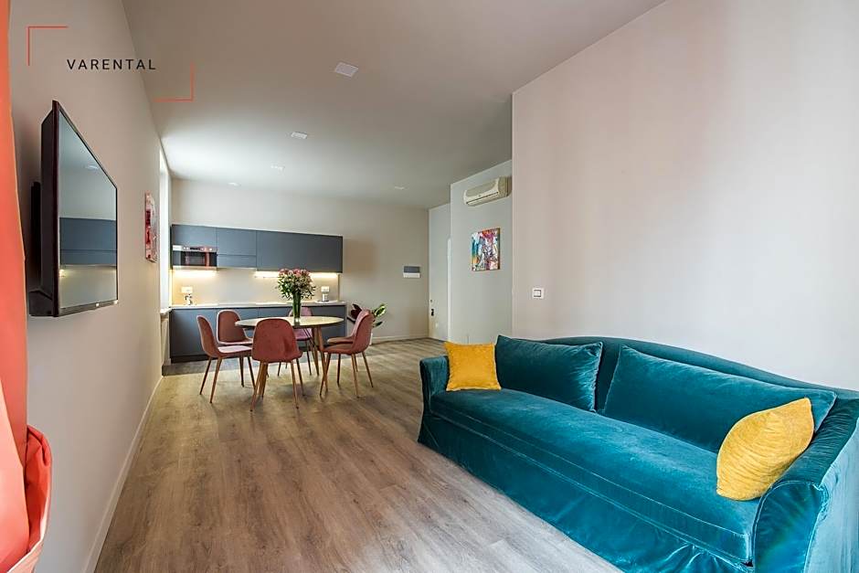 Carlina Palace by Varental