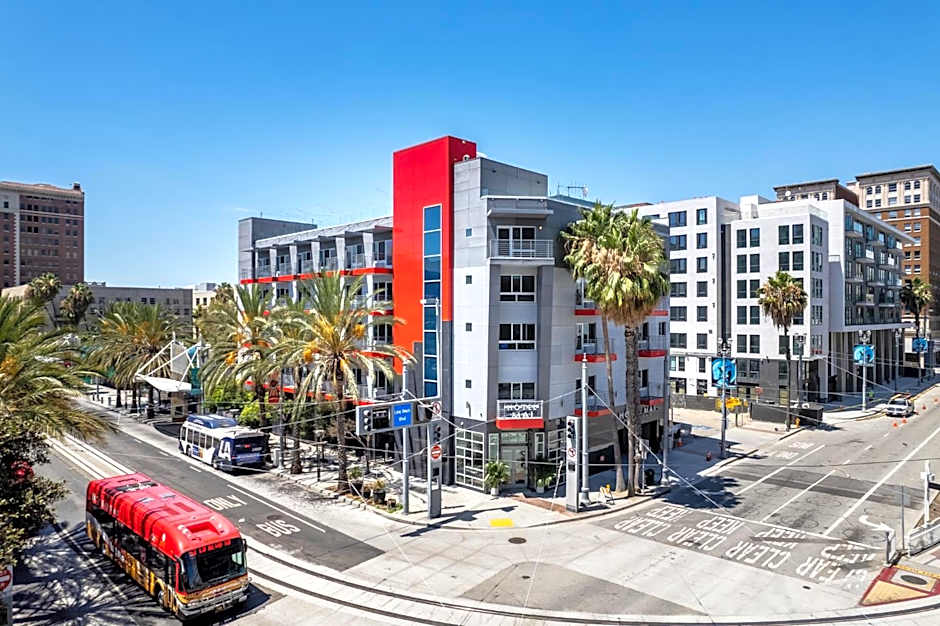 Hotel Mai Downtown Long Beach