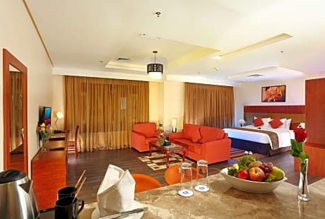 Suite-1 King Bed, Superior Room, Air Condition, Sitting Area, Free W-Lan, Coffee And Tea, Full Breakfast