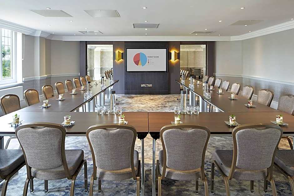 Hanbury Manor Marriott Hotel & Country Club