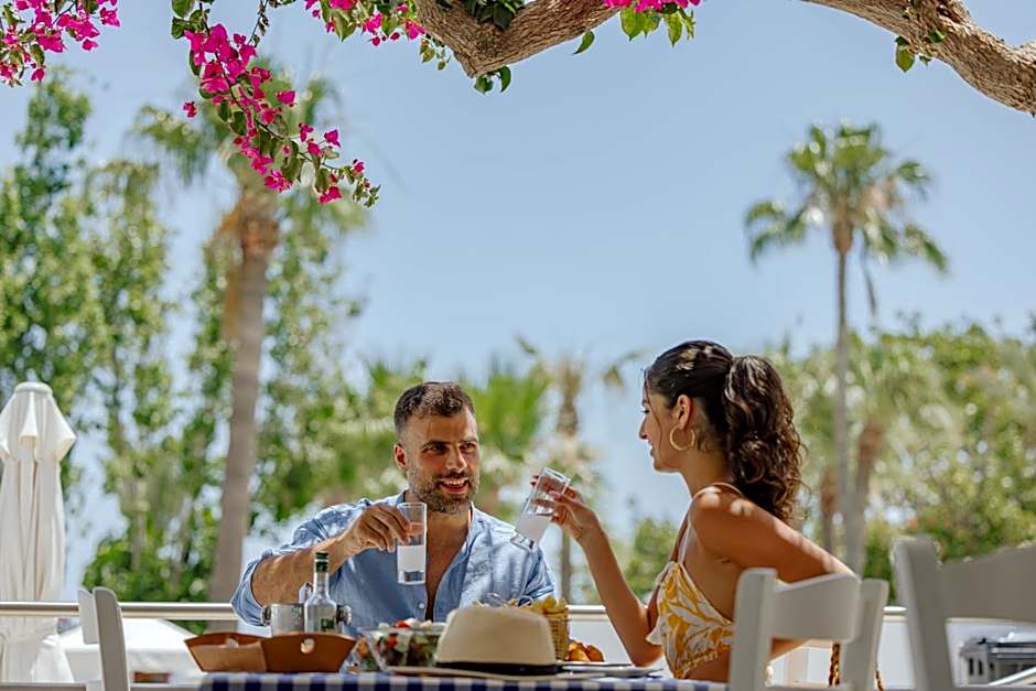 Golden Coast Beach Hotel