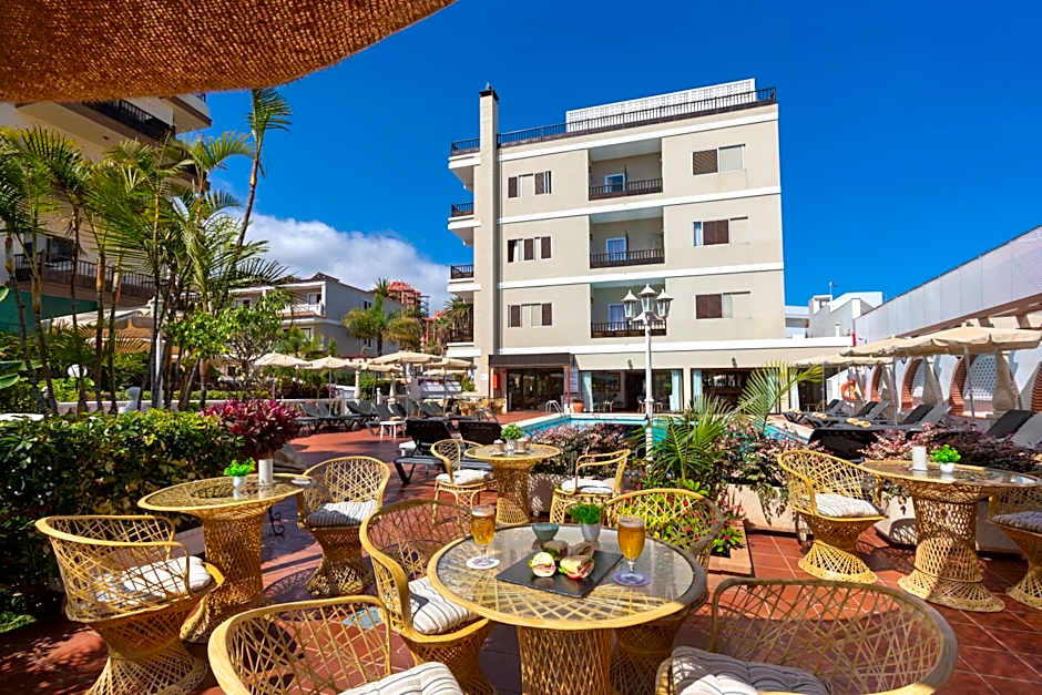 Hotel Don Manolito