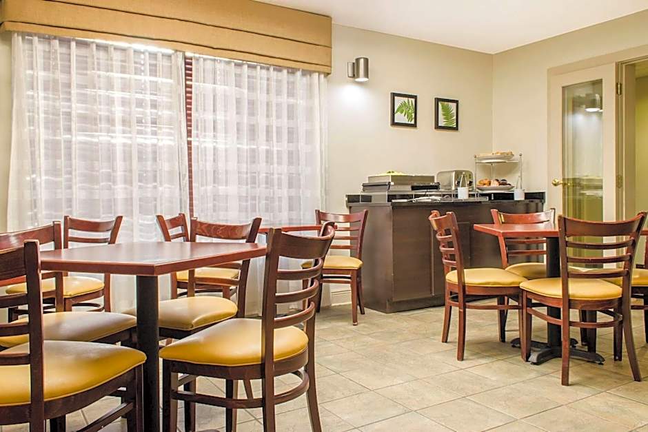 Sleep Inn & Suites Metairie