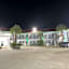 Kiwi Inn Willowbrook HWY249