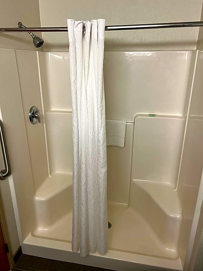 Sleep Inn & Suites Conference Center Eau Claire North