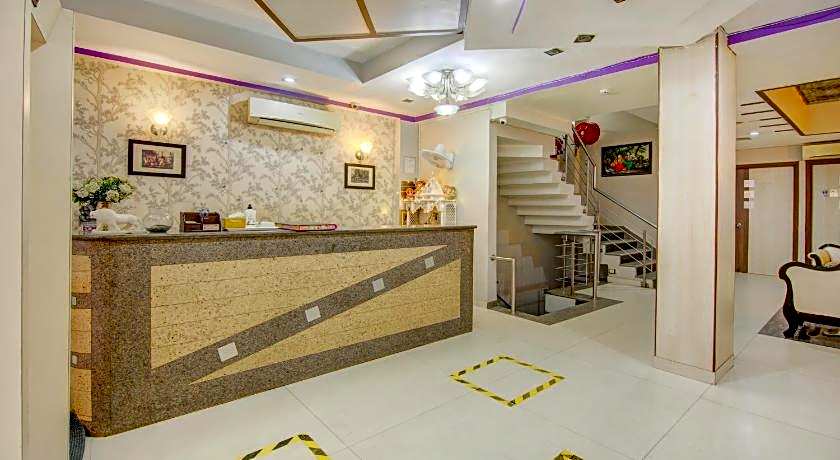 Treebo Rockwell Plaza