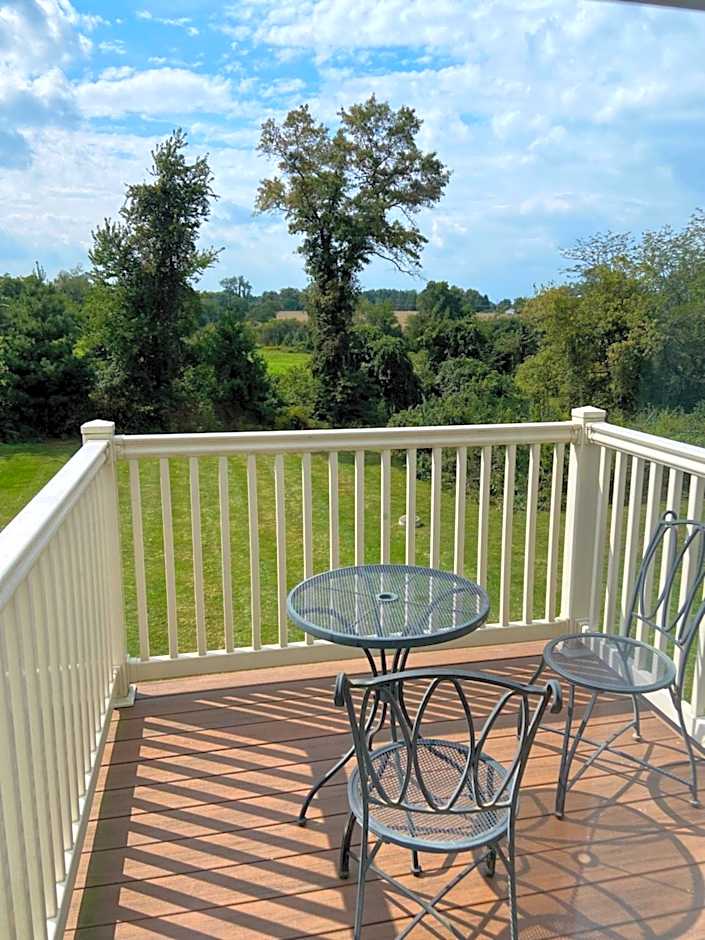 Brinton Suites