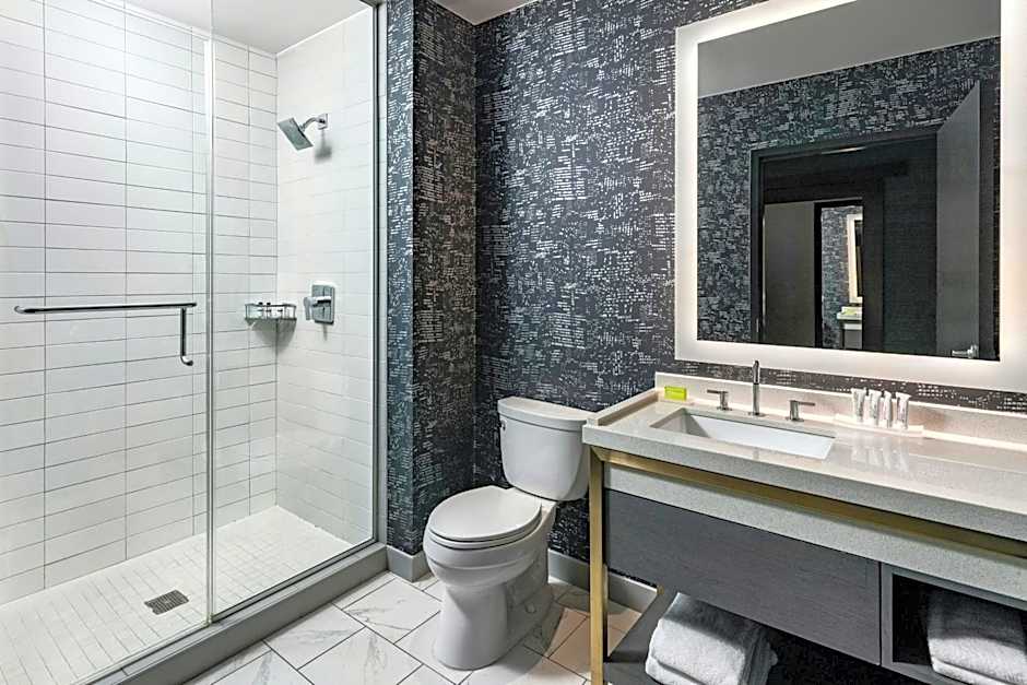 Le Meridien Houston Downtown