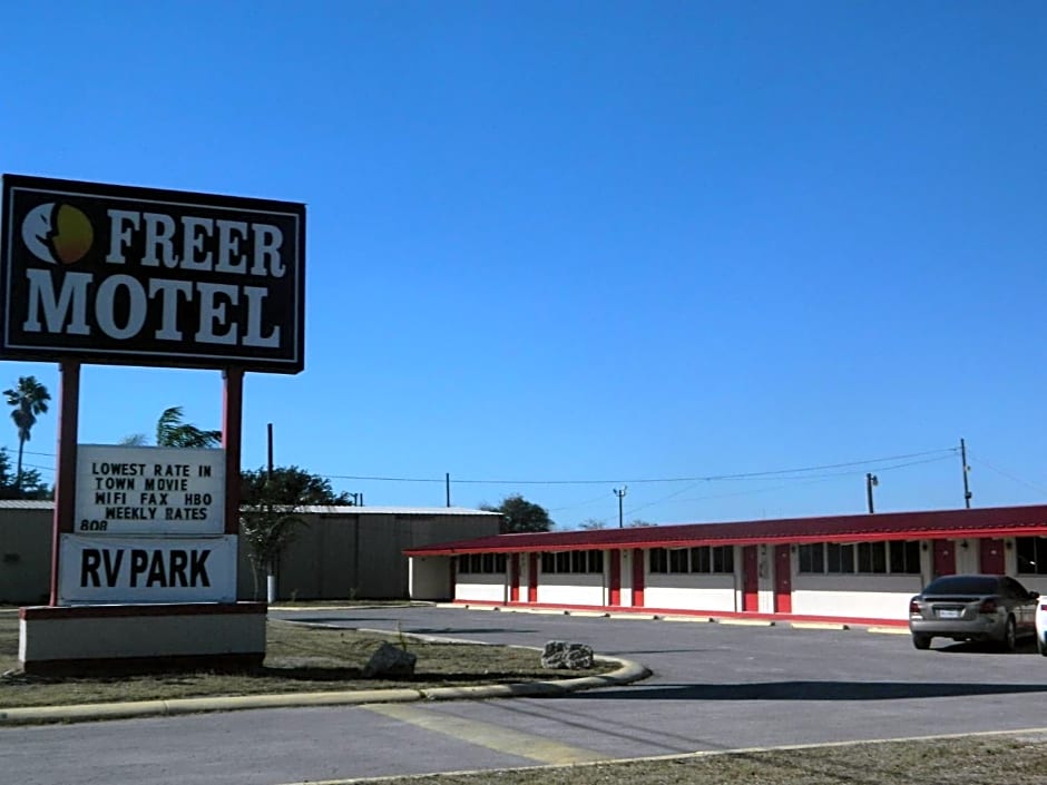 Freer Motel