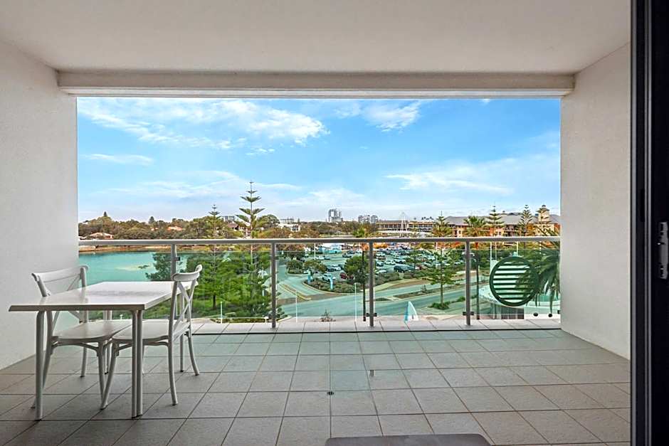 5 Star Mandurah Beach Exclusive Apt