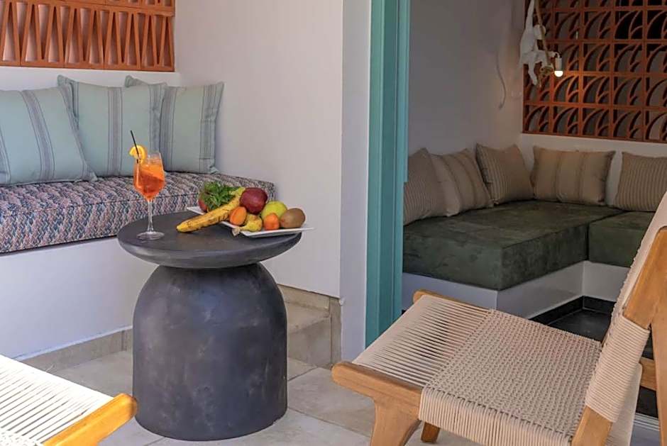 Alidian bay Suites Leros