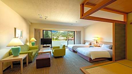 Family Room with Tatami Area - Non-Smoking