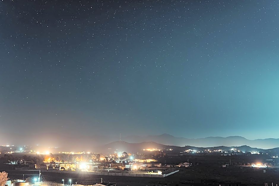 Bajo Estrellas Hotel Contemporáneo