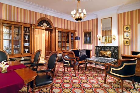 Presidential Suite, 1 Bedroom, Non Smoking (1 King Bed)