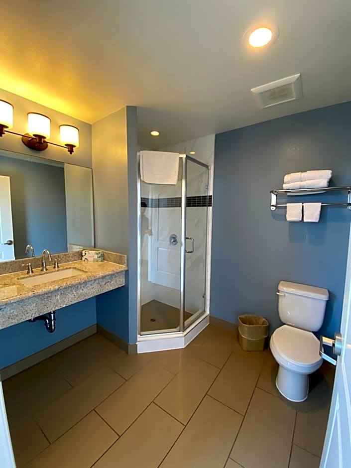 Ocean Surf Inn & Suites