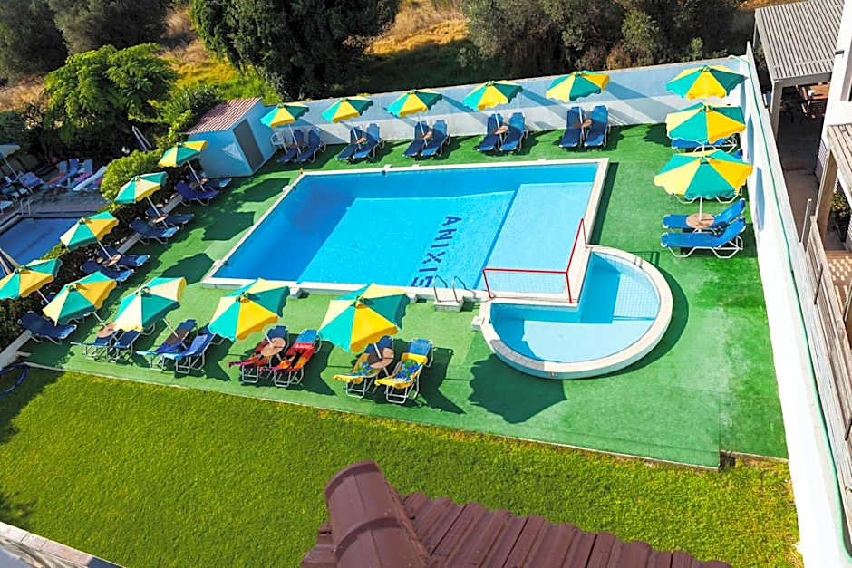 Anixis Hotel & Apartments