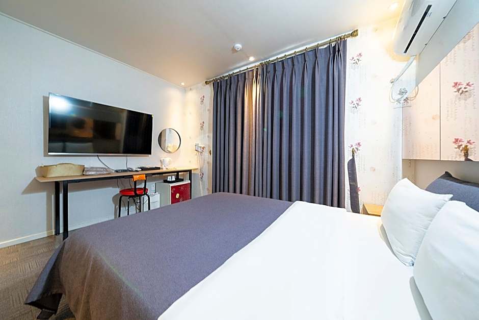 Chuncheon Urbane Hotel