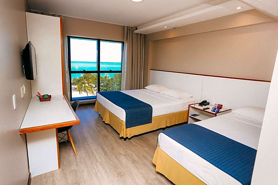 Pajuçara Praia Hotel