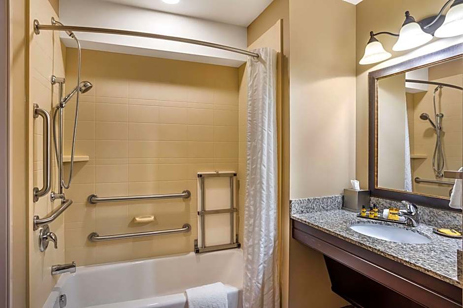 Best Western Plus Intercourse Village Inn & Suites