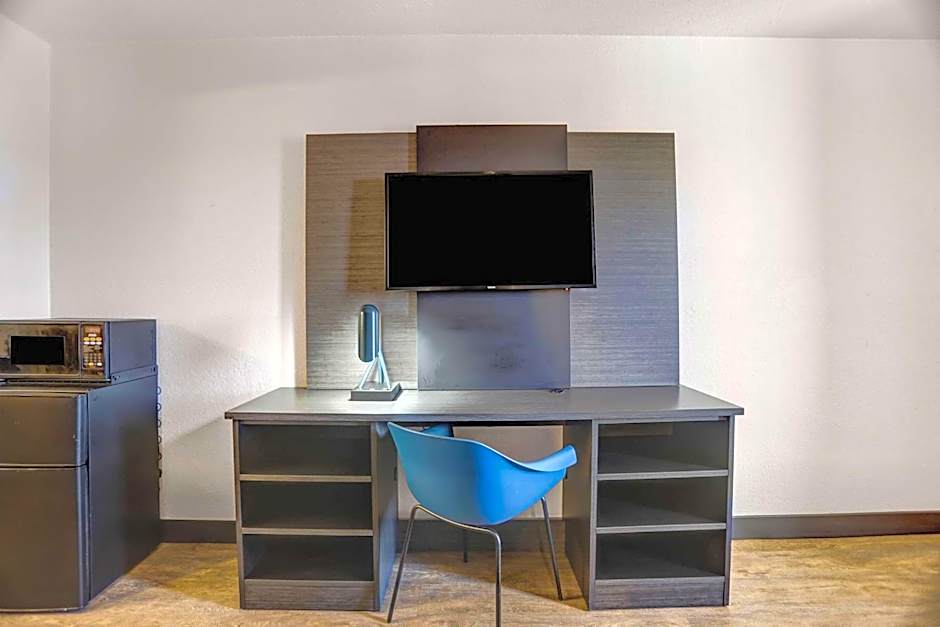 Motel 6-Amarillo, TX - Airport