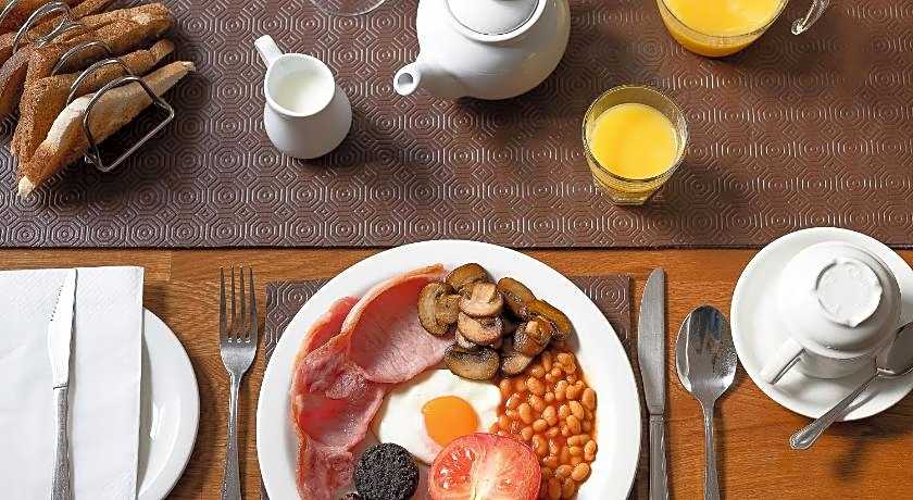 Crescent Lodge Guest House