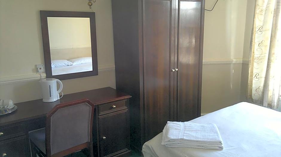 Rose and Crown Hotel