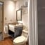 ROOM Hotel & Suites