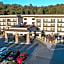 Yosemite Southgate Hotel & Suites