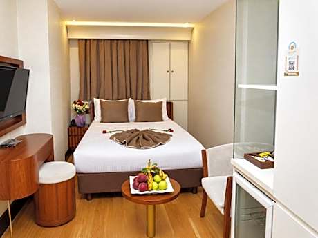 Economy Single Room