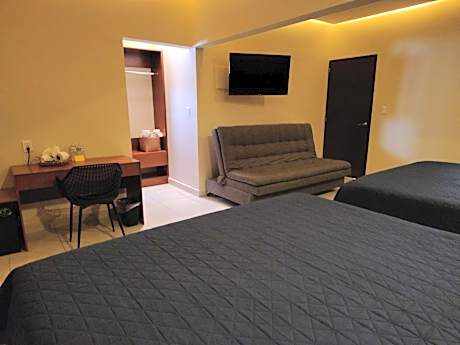 Deluxe Queen Room with Two Queen Beds