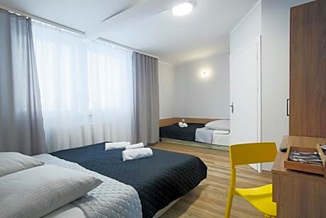 Comfort Triple Room