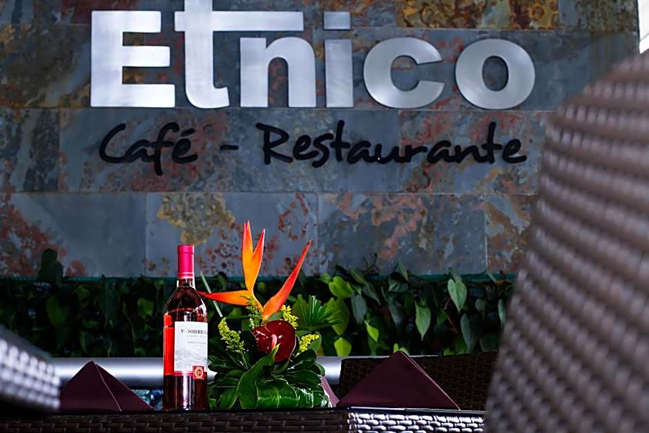 Hotel & Suites Rincon Del Valle