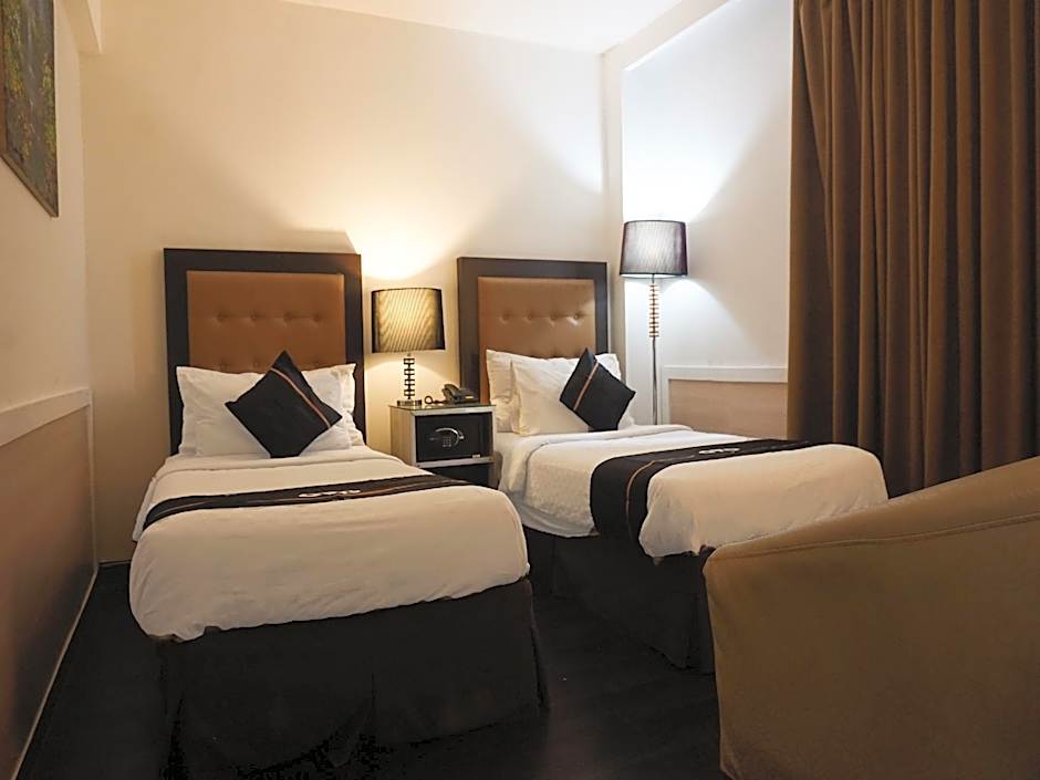 Hotel O Townhouse Oak Grand Orienchi